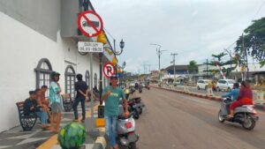 Semrawut Parkir Kendaraan di Simpang 5, Wawan : Baiknya Ada Kantong Parkir