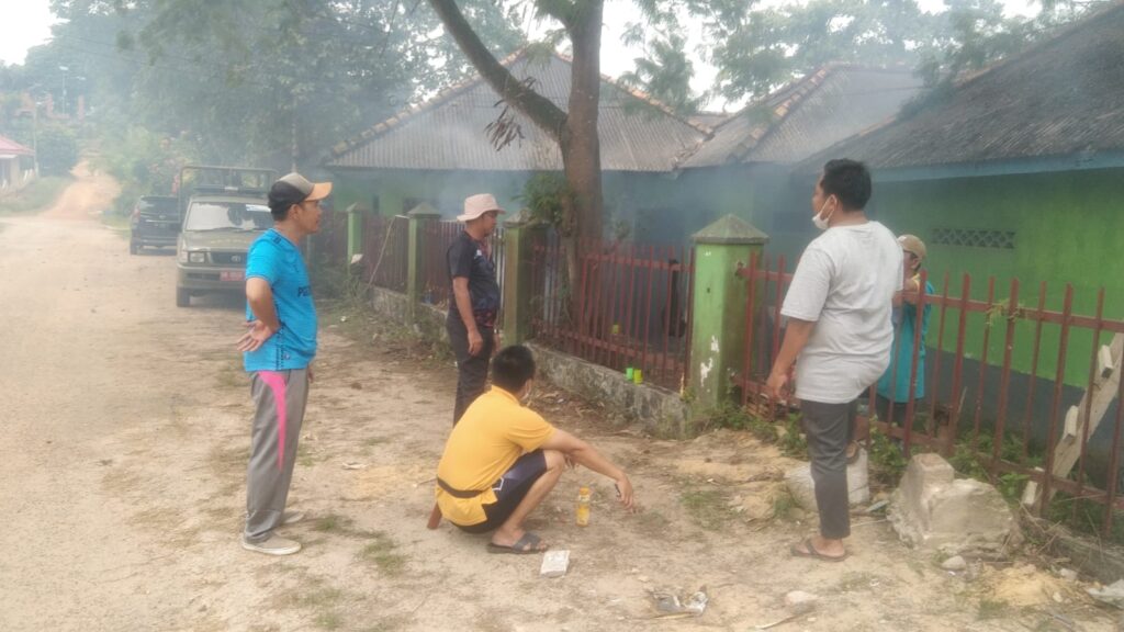 Bakal Rumah Singgah Masyarakat Lepar Dibersihkan