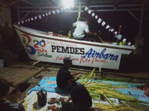 Telok Herujo Berbentuk Kapal yang Dirakit 9 Hari 8 Malam Bawa Airbara Pertahankan Gelar Juara