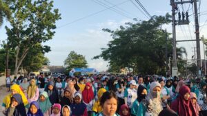 Ribuan Peserta Meriahkan Jalan Sehat BUMN 2023 di Bangka Tengah