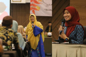 Seminar Parenting Bersama Psikolog Elly Risman, Eva Algafry  Optimalkan Peran Orang Tua