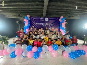 PT WOM Pekanbaru Gelar Acara Mendongeng Bersama Anak-anak
