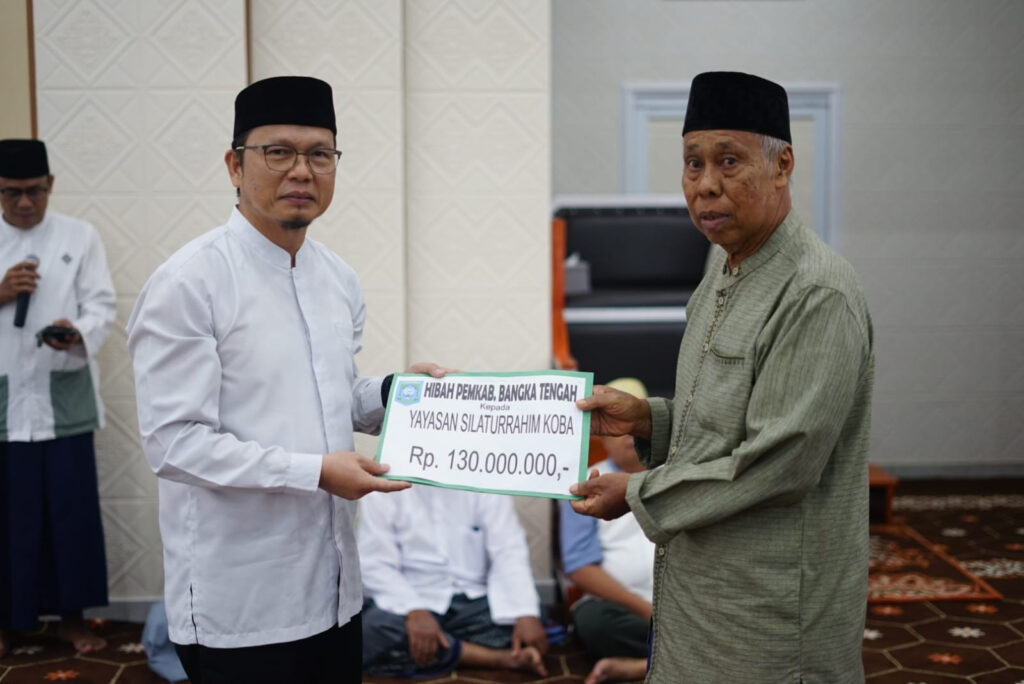 Pemkab Bateng Hibahkan Ratusan Juta Kepada Yayasan Silaturahmi Masjid Kelurahan Koba