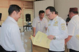 Serahkan 37 SK PPPK Tenaga Kesehatan Formasi Tahun 2022, Algafry Tegaskan Ini!