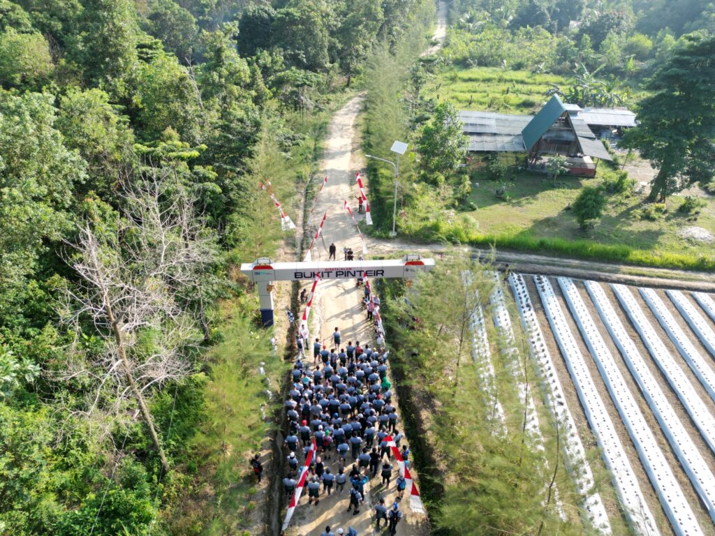 Ratusan Peserta Jajal Timah Trail Run, Bentuk Dukungan Bukit Pinteir di Ajang API Award 2023