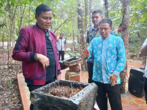 Direktur Merek dan IG DJKI Kemenkumham Sambangi Hutan Pelawan