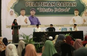 Pelatihan Daiyah Retorika Dakwah, Eva Algafry Harapkan Lahirnya Pendakwah Wanita di Bangka Tengah