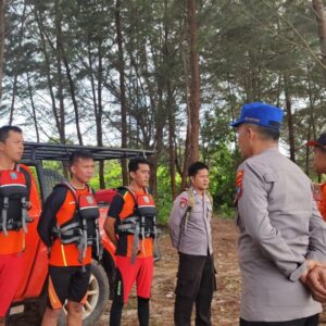 Hilang di Perairan Lubuk Besar, Nelayan Temukan Perahu Korban di Karang Dadar Laut Rebo Sungailiat 