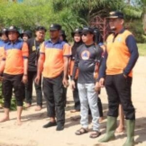 Cegah Abrasi di Pantai Terentang, BPBD Lakukan Penanaman Mangrove