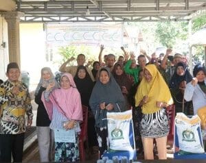 Pemkab Bateng Salurkan CPP Periode Oktober di Sungaiselan dan Namang