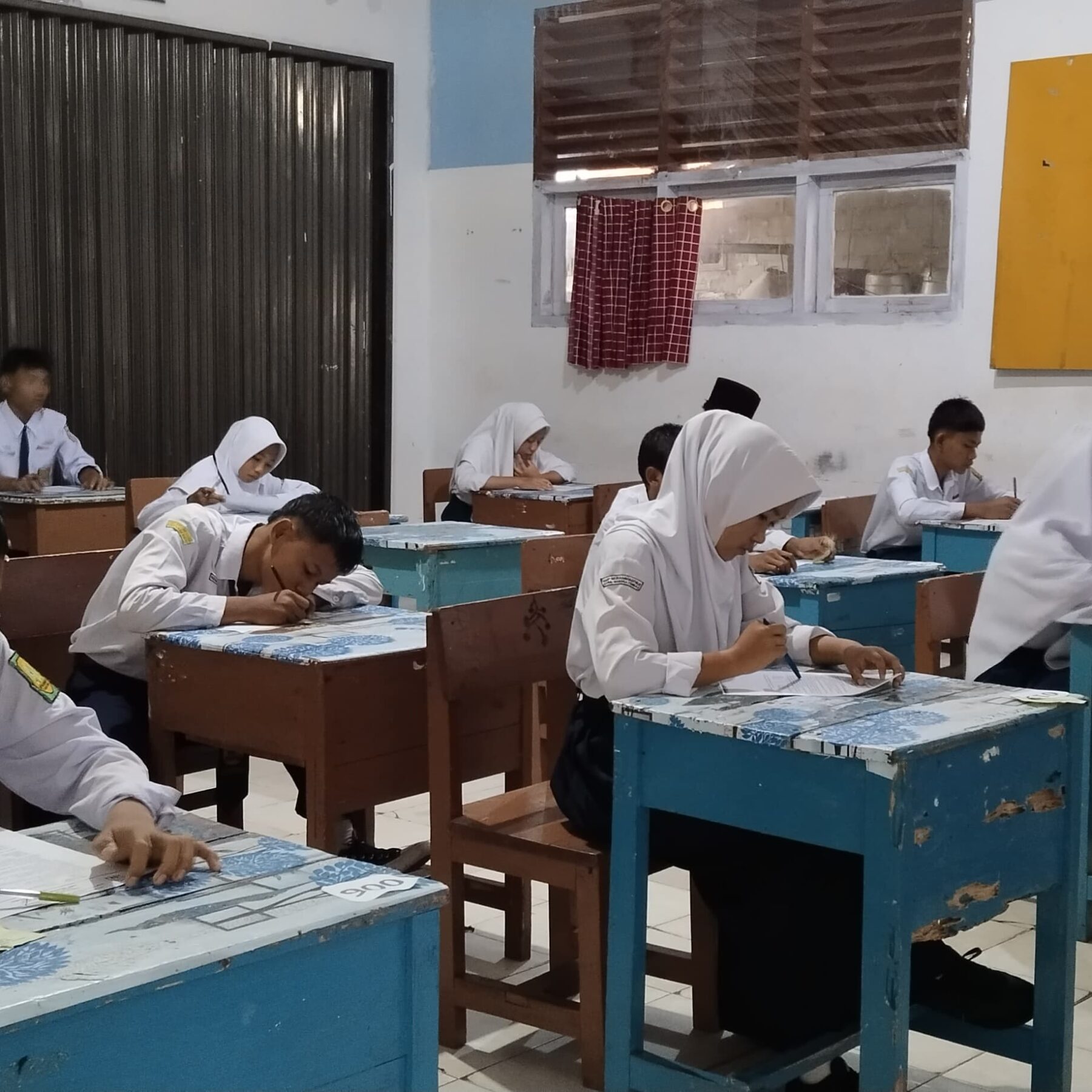 Siswa SMP Muhammadiyah Koba Ikuti SAS 1 2024 : Evaluasi Akhir Semester 