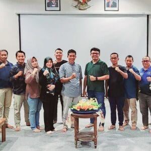 PT Timah Serahkan Tumpeng dalam Moment HPN 2025