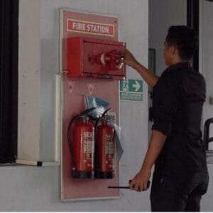 Perkuat Aspek K3, PT Timah Intensifkan Pemasangan Rambu Keselamatan