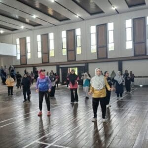 Jalin Sinergi dan Harmonisasi, PT Timah Gelar Senam Bersama Pemerintah Kecamatan dan Kelurahan di Mentok