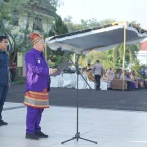 Peringatan Hardiknas 2025, Wabup Efrianda Sampaikan Ini!
