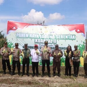 Polres Bangka Tengah Panen Raya Jagung Serentak Kuartal II Tahun 2025