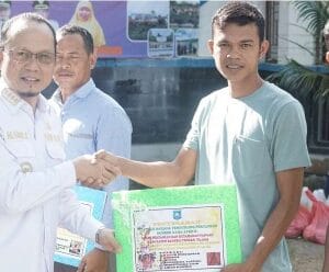 Bupati Algafry Serahkan Bantuan Pertanian dan Launching Sikaramunting Ungu 