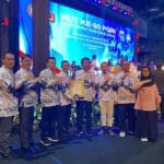 ‎Pemimpin Berkomitmen Tinggi, Bupati Algafry Rahman Raih Anugerah Dwija Praja Nugraha  ‎