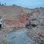 ‎Tanah Longsor, 1 Orang Penambang di Lubuk Besar Tewas Tertimbun