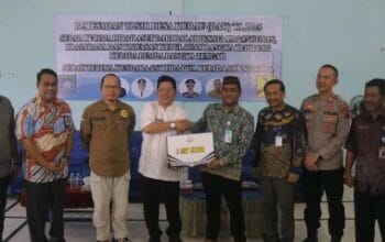 ‎Pemkab dan Kejari Bangka Tengah, Serahkan Bantuan Motor ke SMKN 1 Koba
