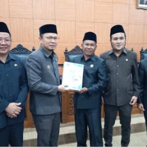 ‎DPRD Bangka Tengah gelar Paripurna, Bupati Algafry Sampaikan LKPJ 2025