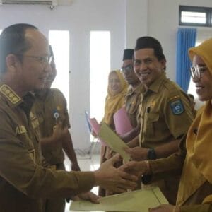‎Bupati Algafry Lantik 29 Kepala Sekolah di Bangka Tengah   ‎