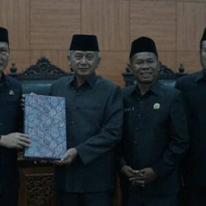 ‎DPRD Bangka Tengah Sampaikan Raperda RTRW 2026-2045  ‎