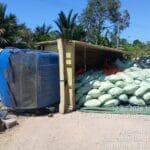 ‎Truk Bermuatan 10 Ton Beras Mundur di Tanjakan Jelutung I, Penjual Jamu Tewas Terlindas