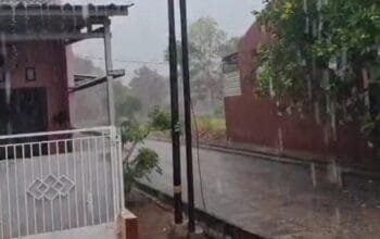 Hujan Deras Guyur Kota Pangkalpinang